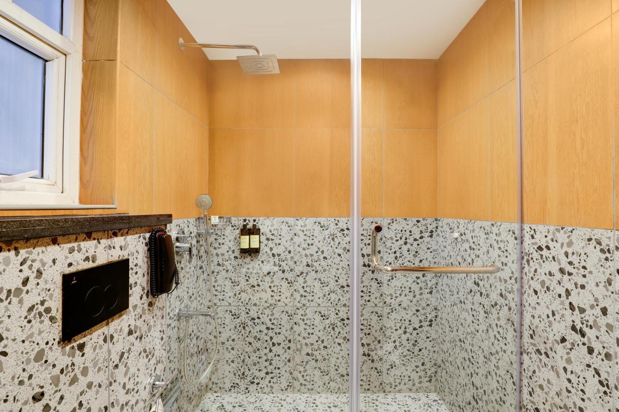 Lemon Tree Suites, Whitefield, Bengaluru Esterno foto